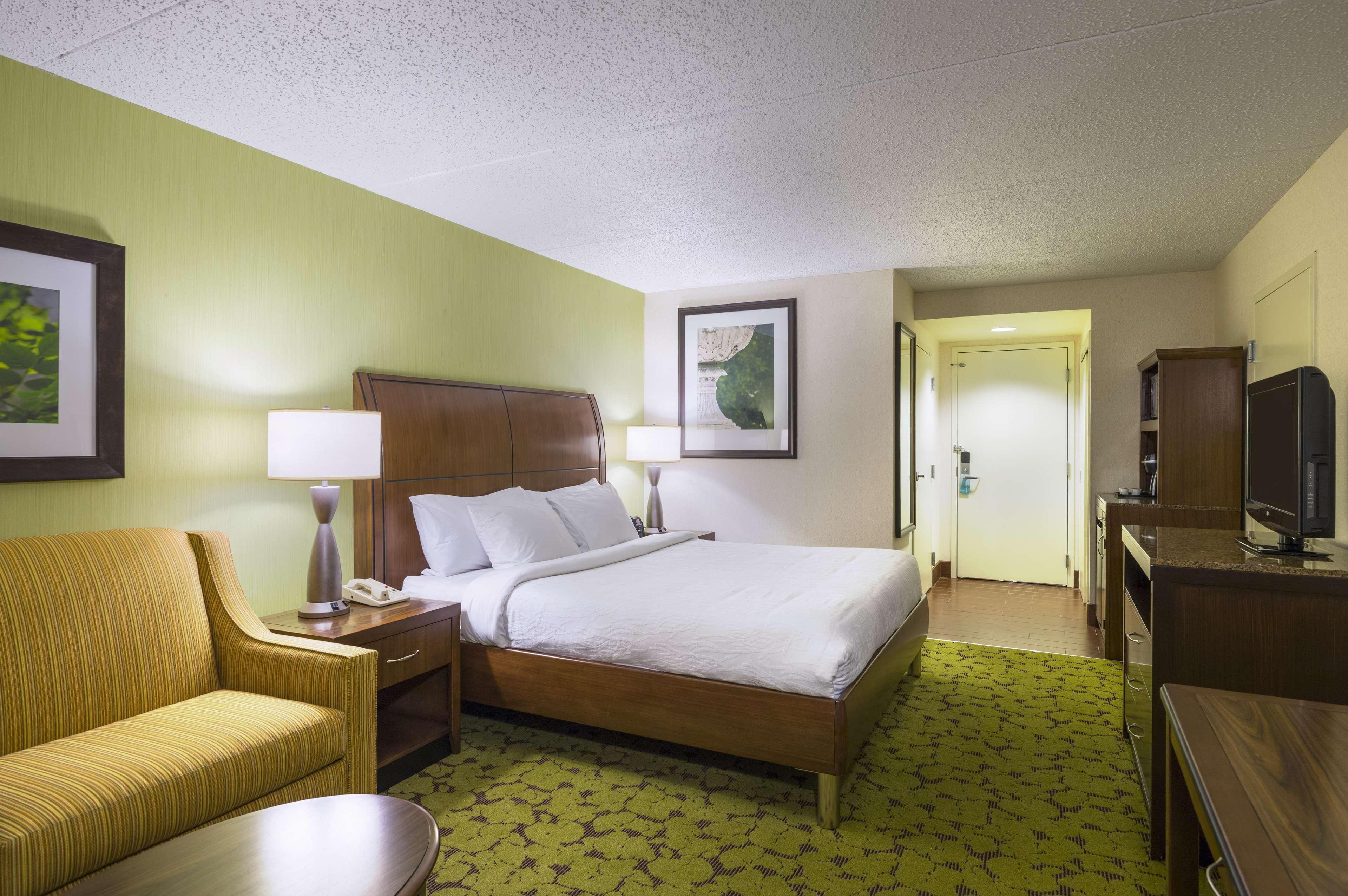 Hilton Garden Inn Edison/Raritan Center Buitenkant foto